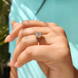 Anillo de Compromiso Eterna con Corte Cojín de 1.00-5.00 Quilates, Cultivado en Laboratorio y Certificado por IGI, para Mujer, en Oro 10K/14K/18K /PT950 /S925 - Product Image 3