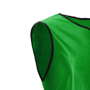 Unisex Green Sleeveless Sports Vest V-Neck Breathable Mesh Tank Top For Adults All Seasons Solid Color - Product Image 4
