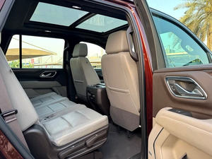 USED 2023 Che vro let Tahoe LS GCC Specs SUV 8Seater 4000+cc petrol 8Cylinder 4WD Left Hand Steering Drive Automatic - Product Image 4