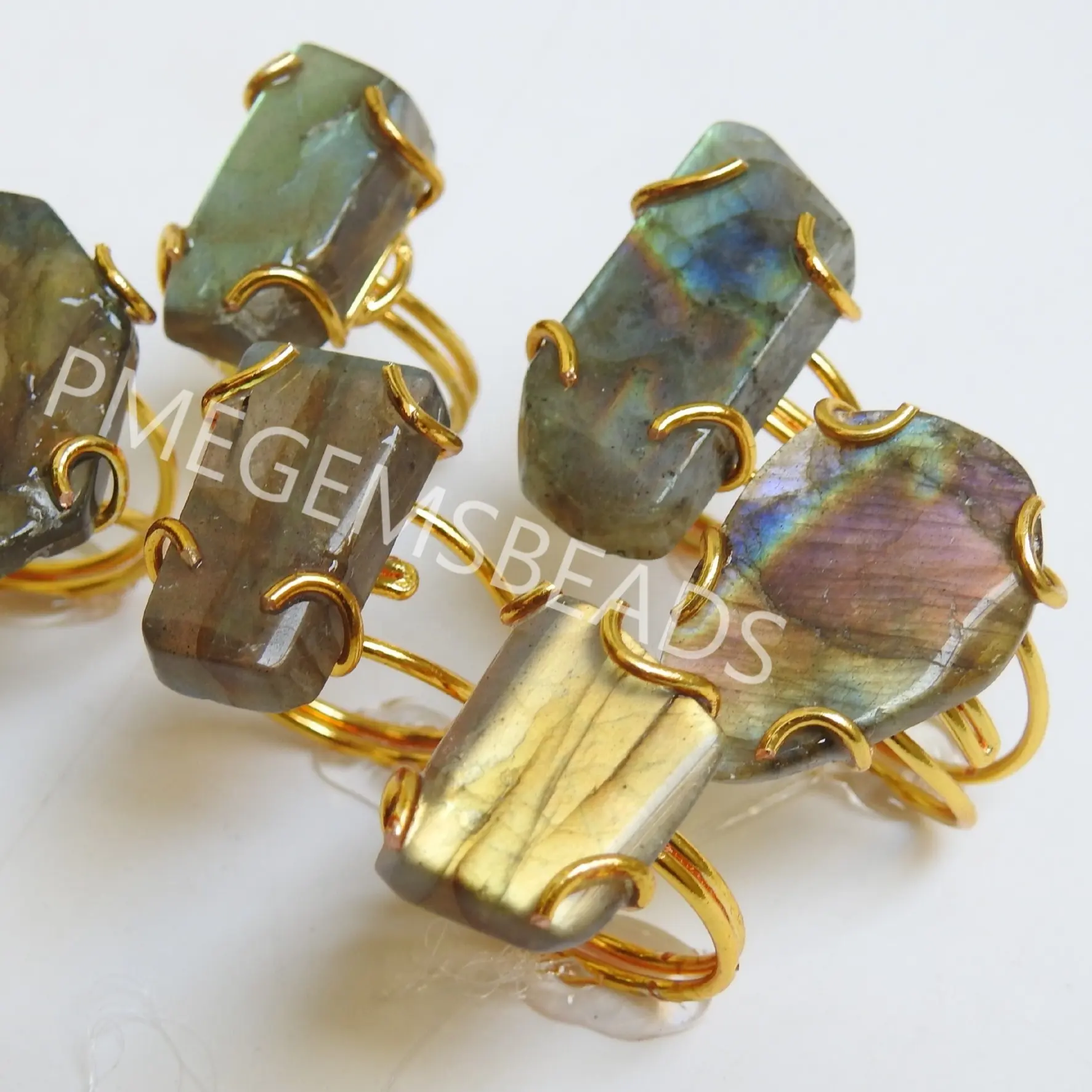 Labradorite Smooth Cabochon Copper Rings Wire Wrapping Jewelry 14K Gold Polished Adjustable Rings at Wholesale Price Custom Size