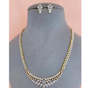 Conjunto de Collar y Aretes de Latón Chapado en Oro con Circonitas, de Primera Calidad, con un Aspecto Elegante y Moderno, para Regalo de Compromiso, Boda o Fiesta para Mujer - Product Image 2