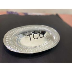 Assiette ovale et plat de service 25 cm en laiton 100% de qualité alimentaire, design artisanal, fournitures pour restaurants - Product Image 1