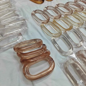 Decoración del hogar: Eslabones de cadena de resina personalizables de gran tamaño y colores claros, eslabones grandes de resina multicolor disponibles. - Product Image 6