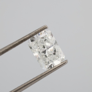 Diamant créé en laboratoire de 0,55 ct, couleur E, clarté VVS1, taille Radiant, diamant poli, diamant CVD, certifié IGI Pierre pour la fabrication de bijoux fins à l'exportation - Product Image 1