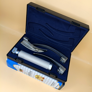 ชุดเครื่องมือตรวจกล่องเสียง LAPA-733071-1-5 แบบมาตรฐาน Macintosh 3 ใบมีด 2-3-4 สำหรับผู้ใหญ่ พร้อมด้ามจับและใบมีด ผ่านการฆ่าเชื้อแล้ว - Product Image 3