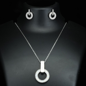 สร้อยคอแฟชั่นผู้หญิงทรงกลมพร้อมจี้เงินแท้ 925  แบบไม่ก่อให้เกิดอาการแพ้  พร้อมสายสร้อยแบบกล่อง - Product Image 4