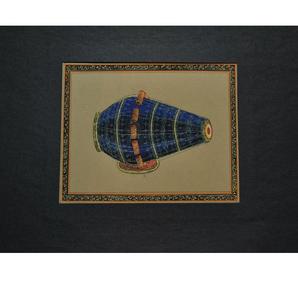 Peinture d'art musical indienne Dholki peinte à la main, décoration murale traditionnelle pour la maison, le salon et les amateurs de musique - Product Image 6