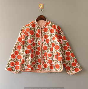 Veste matelassée à motifs imprimés : Manteau en coton fait main de style bohème indien - Product Image 1