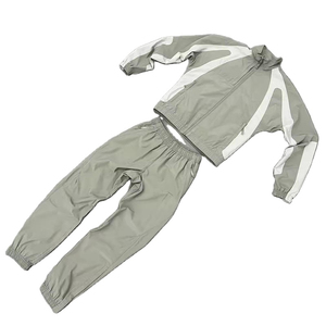 Custom Solid Breathable Nylon <b>Windbreaker</b> Streetwear <b>Vintage</b> Tracksuits Jogging Suits Drawstring Closure Men Tracksuit - Product Image 4