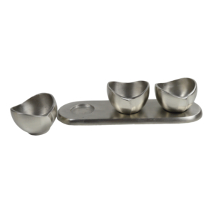 Ensemble de plateaux best-sellers avec 4 bols couleur argent, prix de gros, idéal pour la décoration de la maison, des hôtels, le service et les plateaux décoratifs - Product Image 4