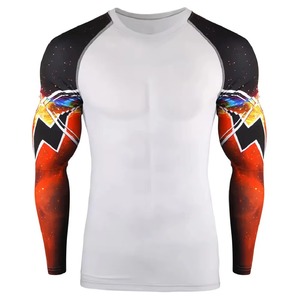 Camiseta Rash Guard para Hombre al por Mayor, de Última Tendencia, Calidad Premium, Antiarrugas, Transpirable, Elegante, OEM, Spandex/Nylon, Ecológica, Protección UV - Product Image 5