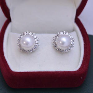 Boucles d'oreilles clous en argent S925, perles d'eau douce simples et élégantes, perles de 6 à 10 mm avec une forte brillance, parfaitement élégantes - Product Image 4