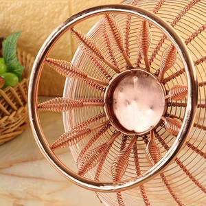 Líneas y estructura elegantes que realzan la estética general de la cocina. La cesta de metal para frutas se adapta fácilmente a cocinas pequeñas o grandes. - Product Image 4