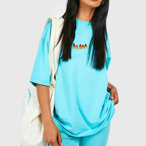 Camiseta de Alta Calidad para Mujer, Oversize, Hombros Caídos, Tejido Grueso de 300GSM, Color Sólido, Estilo Urbano, 100% Algodón - Product Image 4