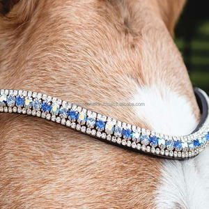 Hermosa banda de cejas de caballo de charol negro hecha a mano decorada con tres filas de cristales azules redondos banda de cejas de cadena de metal - Product Image 6