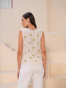 Chaleco Bordado Beige de Diseño Elegante, Top de Poliéster con Cuello Barco, Ropa Casual para el Día a Día, para el Hogar, Viajes y un Estilo Cómodo - Product Image 4