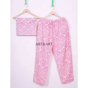 Conjunto de Pijama para Mujer, 100% Algodón Ecológico, Elegante y Modesto, con Cuello Floral, de Alta Calidad, Cómodo y Suave, Pantalones y Camisa con Patrón Sólido - Product Image 4