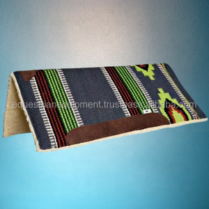 Rose foncé En Laine Occidentale Tapis De Selle - Product Image 3