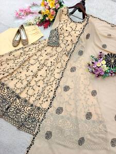 Robe midi en coton brodée crème avec motif floral noir, vêtements traditionnels indiens et pakistanais pour femmes, coupe régulière, toutes saisons - Product Image 4