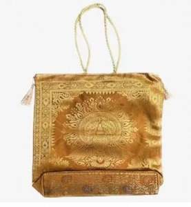 กระเป๋าโท้ทผ้าไหมลายยกดอกสำหรับผู้หญิง ดีไซน์หรูหรา พร้อมพู่ห้อยและซิปปิด- ราคาสุดคุ้มจากผู้ส่งออก - Product Image 4