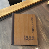 Porte-menu personnalisé en bois de bouleau A4, surface texturée, certifié ISO9001:2015, logo personnalisé, couleur au choix, fournitures pour restaurants