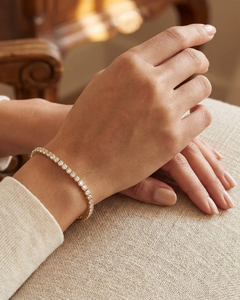Bracelet en diamant Embellisse, élégant, serti de cristaux, bijou de créateur, accessoire de mode haut de gamme réglable pour femmes - Product Image 5