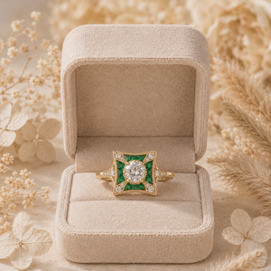 แหวนหมั้นทองคำขาว 14K สไตล์อาร์ตเดโค ประดับเพชรทรงกลม 1.50 กะรัต และเพชรเม็ดเล็ก - Product Image 4