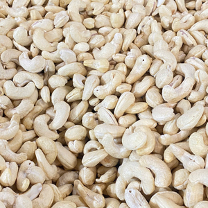 Fabricación de Nueces de Anacardo W320, Kaju Badam, 1 kg, Venta al por Mayor, Exportadas a la UE, Medio Oriente y Asia desde Santiago - Product Image 1