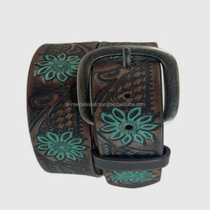 Ceintures unisexes en cuir de vache véritable, style western, robustes et classiques, avec design gravé personnalisé, couleur marron. - Product Image 1