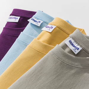 เสื้อยืดคอตตอน 100% หนา 220 กรัม พิมพ์ลายสีพื้น แขนสั้น สำหรับผู้ชาย รับผลิตเสื้อเปล่าพร้อมสกรีนโลโก้ตามสั่ง ขายส่ง ป้องกันการยับ - Product Image 2