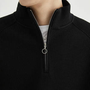 Pull demi-zip pour homme, couleur unie, tissu respirant pour un confort tout au long de la journée, coupe classique, finition de haute qualité avec tissu durable - Product Image 3