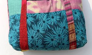 Livraison Express Indian Kantha Handmade Tote Vintage Kantha Jhola Bags - Product Image 4