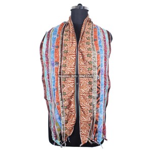 Écharpe vintage en soie à 10 bandes Patti pour filles SC047 – Stole tendance avec patchs de sari indien, écharpe réversible colorée - Product Image 6