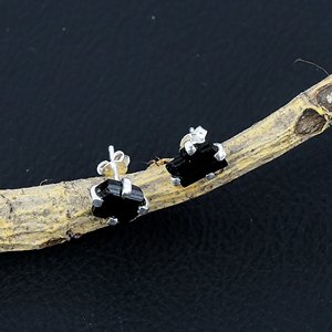 Handmade 925 Sterling Silver <b>Fine</b> <b>Stud</b> <b>Earrings</b> Unique Design Natural Black Tourmaline Gemstone Women Fashion Jewelry Exporter - Product Image 4