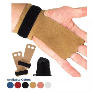 Poignées de gymnastique en cuir de qualité supérieure à 2 trous pour un soutien confortable des mains. Les poignées de gymnastique à 2 trous aident à offrir une meilleure adhérence. - Product Image 5