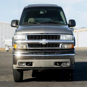 Chevrolet Suburban 1500 4x4 de 2003 - Product Image 1