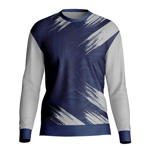 เสื้อยืดแขนยาวผ้าฝ้ายหนานุ่มสไตล์วินเทจสำหรับผู้ชาย ใส่ได้ทั้งฤดูใบไม้ผลิและฤดูใบไม้ร่วง ทรงหลวม คอกลม หนา  ตกแต่งด้วยเข็มกลัดสามอัน สีขาวล้วน - Product Image 3