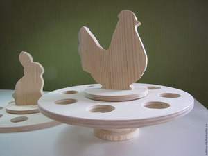 Support à œufs décoratif en bois pour comptoir, rehaussant la beauté de la cuisine avec le charme naturel du bois - Product Image 6