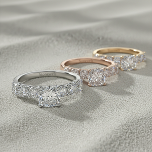 Anillo de compromiso de diamante cultivado en laboratorio Stonewels, estilo vintage, corte cojín, engaste de garras con piedras laterales, oro de 14K, anillo nupcial certificado - Product Image 3