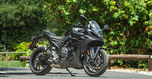 MOTO SUZUKI "GSX-8R" À VENDRE À DES PRIX ABORDABLES Meilleure MOTO avec une Excellente Consommation de Carburant et des Performances Exceptionnelles - Product Image 4