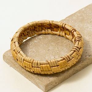 Bracelet en bijouterie fine pour hommes et femmes, bracelets durables fabriqués en rotin, prix de gros - Product Image 2
