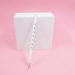 Meilleure qualité impression de cils blancs Volume de levage de cils Lifter Perm Perming outil de séparation Logo personnalisé Portable et réutilisable - Product Image 1