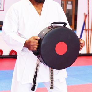 Protège-tibias ronds personnalisables avec fermeture éclair pour entraînement de MMA, Muay Thai et arts martiaux - Product Image 3