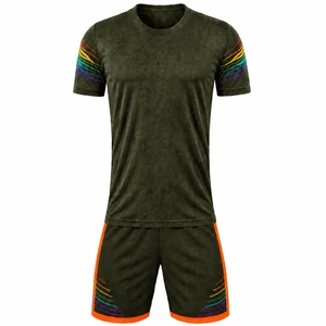 Maillot de football personnalisé à séchage rapide, respirant et imperméable – Modèle court respirant à séchage rapide, personnalisable par transfert thermique - Product Image 5