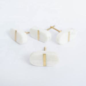 Poignée de tiroir géométrique à facettes en marbre blanc, poignée de meuble minimaliste en laiton pour cuisine, commode, accessoires de maison - Product Image 2