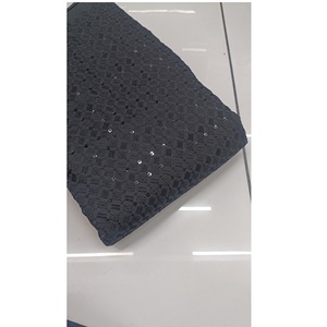 Tissu en Polycoton Durable de Fournisseur Indien, Facile à Coudre, Résistant au Rétrécissement, Idéal pour Vêtements, Literie, Housses de Coussin et Projets d'Artisanat – En Vente - Product Image 2