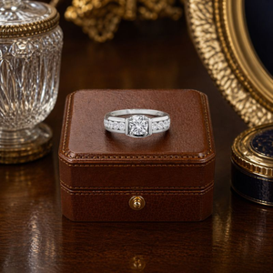 Anillo de Compromiso con Diamante Solitario Natural Real de 1.00 Ct |   Anillo de compromiso clásico con engaste de puntas en oro blanco de 14K, elegante regalo de joyería fina - Product Image 4