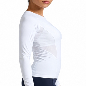 Chemise de compression à manches longues pour femmes, confort premium, coupe ajustée, tissu extensible doux, séchage rapide, style actif, mouvement flexible, qualité supérieure - Product Image 3