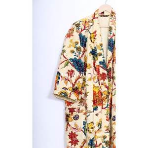 Kimono de Algodón Kantha con Estampado Floral Elegante, Único y Hermoso, de Alta Calidad, para Dormir en las Noches de Verano - Product Image 4