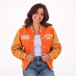 Veste universitaire rose vif personnalisée avec logo brodé, streetwear d'hiver en laine, blouson varsity, vente en gros, fabricant en gros - Product Image 4
